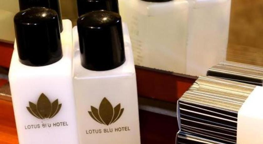 Lotus Blu Hotel Legazpi Exterior foto