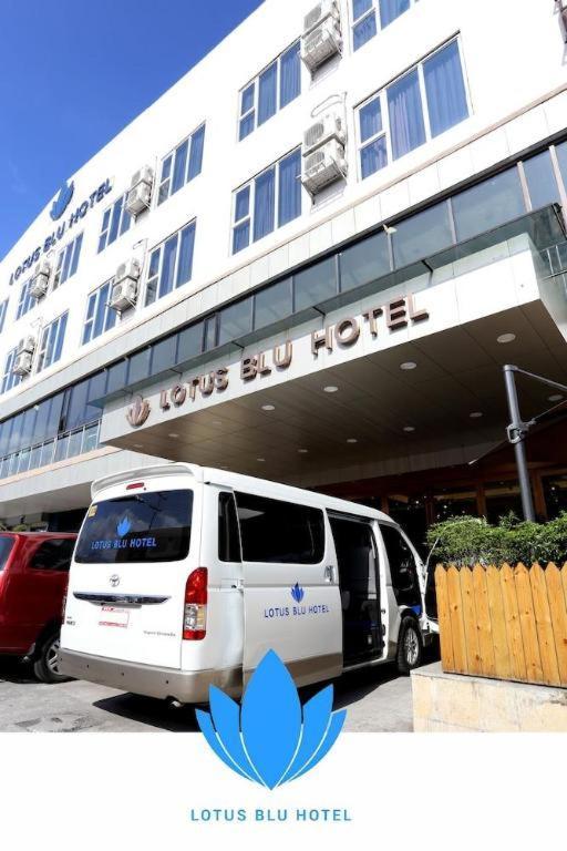 Lotus Blu Hotel Legazpi Exterior foto