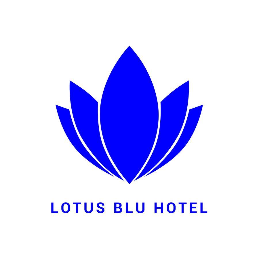 Lotus Blu Hotel Legazpi Exterior foto